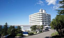 Hrvatska, Crikvenica, Hotel i paviljoni Omorika
