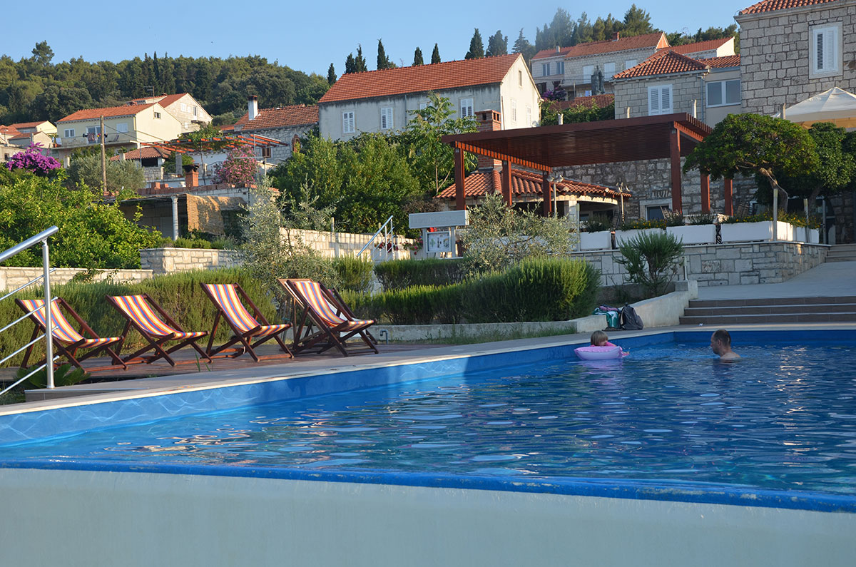 Hrvatska, Otok Korčula, Lumbarda, Hotel i Depandansa Borik