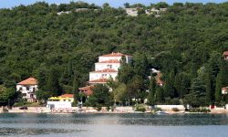 Hrvatska, otok Krk, Omišalj, Pansion Comfort Delfin