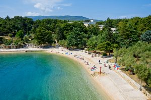 Hrvatska, Cres, Hotel i depandansa Kimen