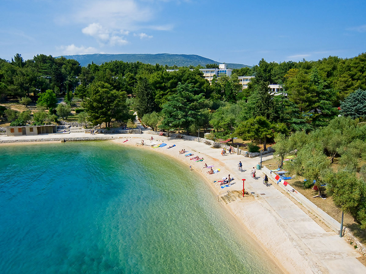 Hrvatska, Cres, Hotel i depandansa Kimen