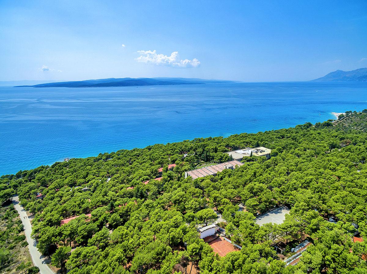 Hrvatska, Baško Polje, Turističko naselje Alemaris