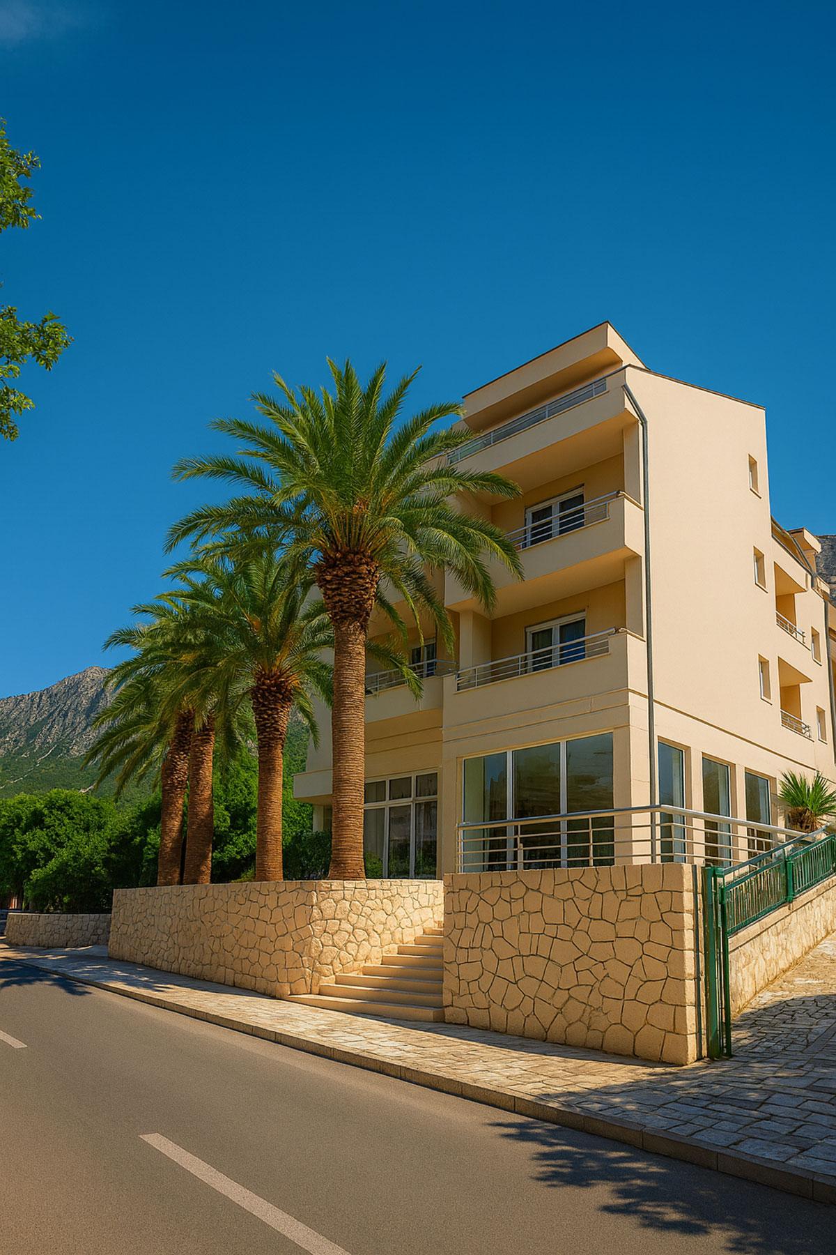 Hrvatska, Gradac, Hotel Neptun
